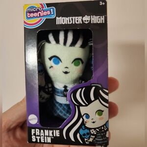 Monster High Micro Teenies Frankie Stein Box - Purple and Black